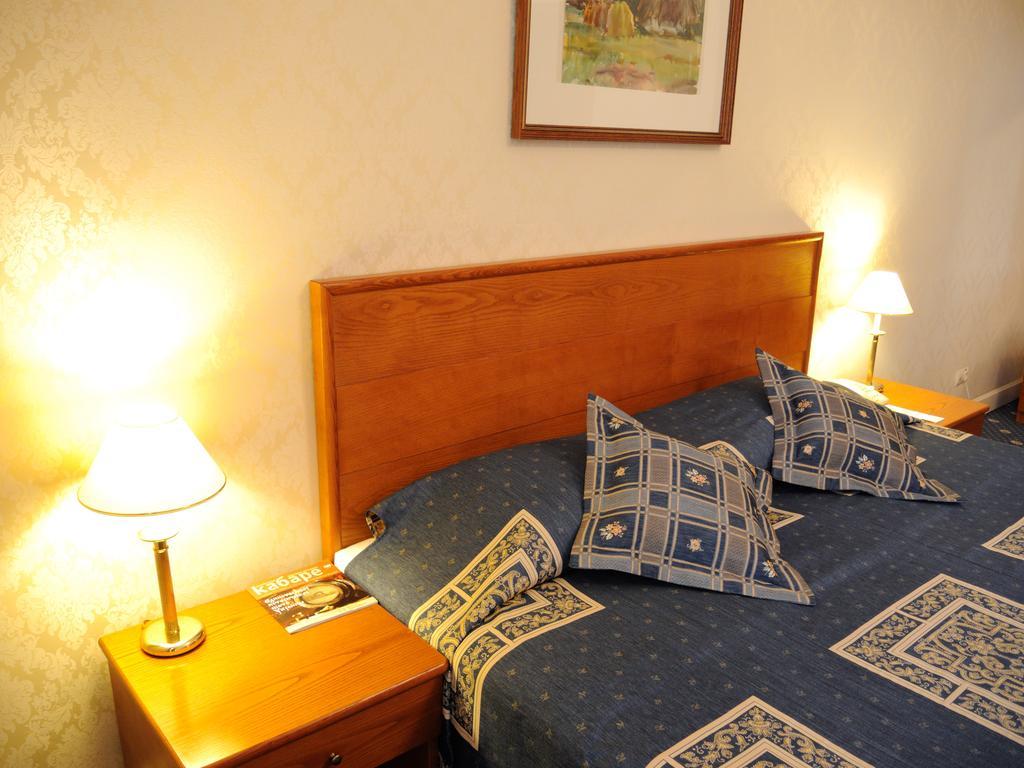 Grand Hotel Ukraine Dnipro Exterior photo