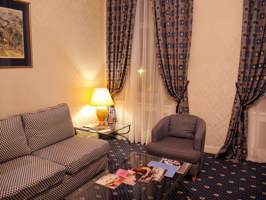 Grand Hotel Ukraine Dnipro Exterior photo